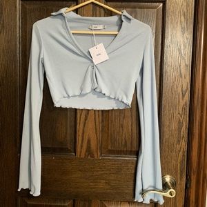 xs adika long sleeve crop top 💙